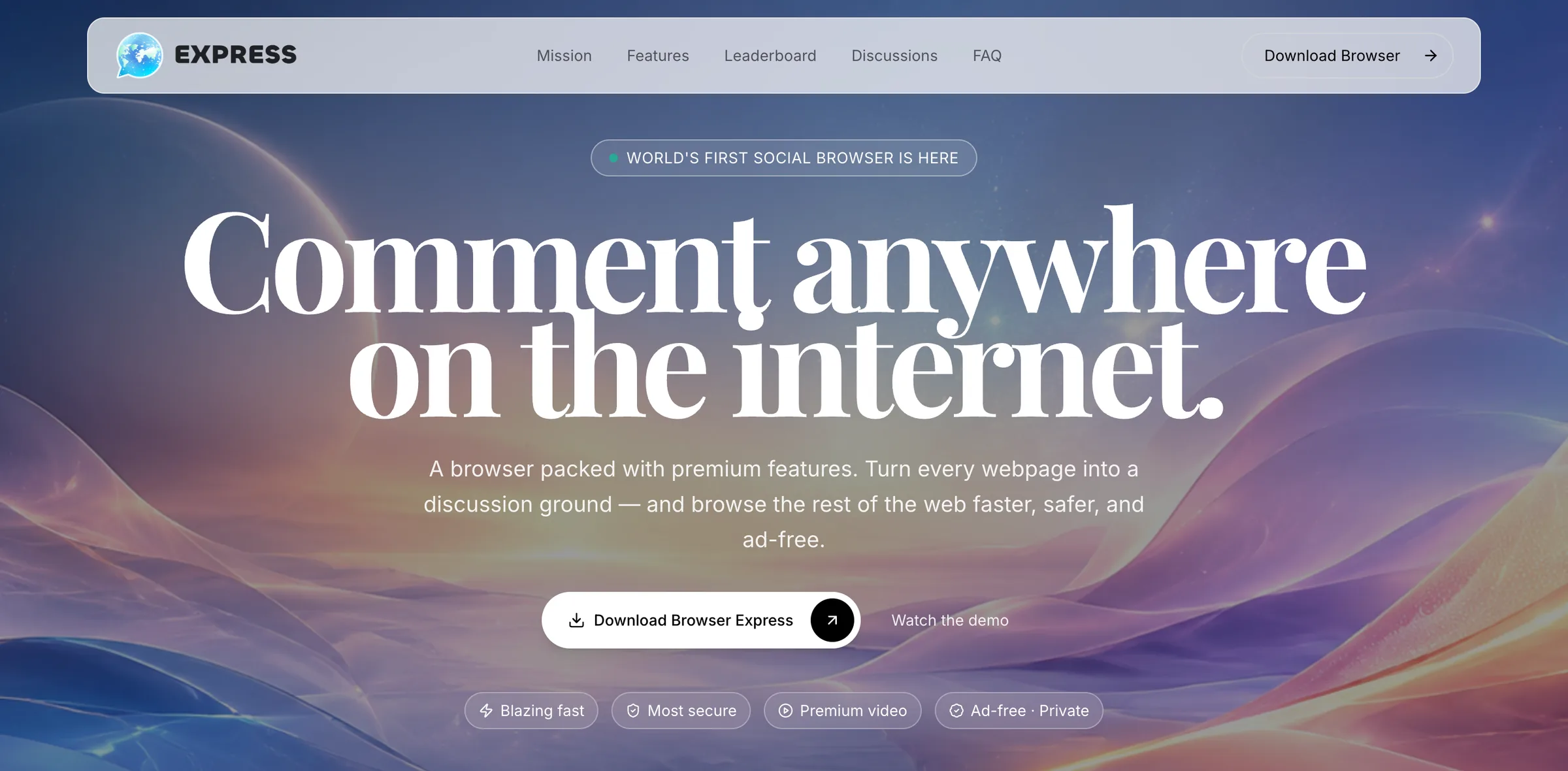 Browser Express home page with the headline Comment anywhere on the internet and a download button